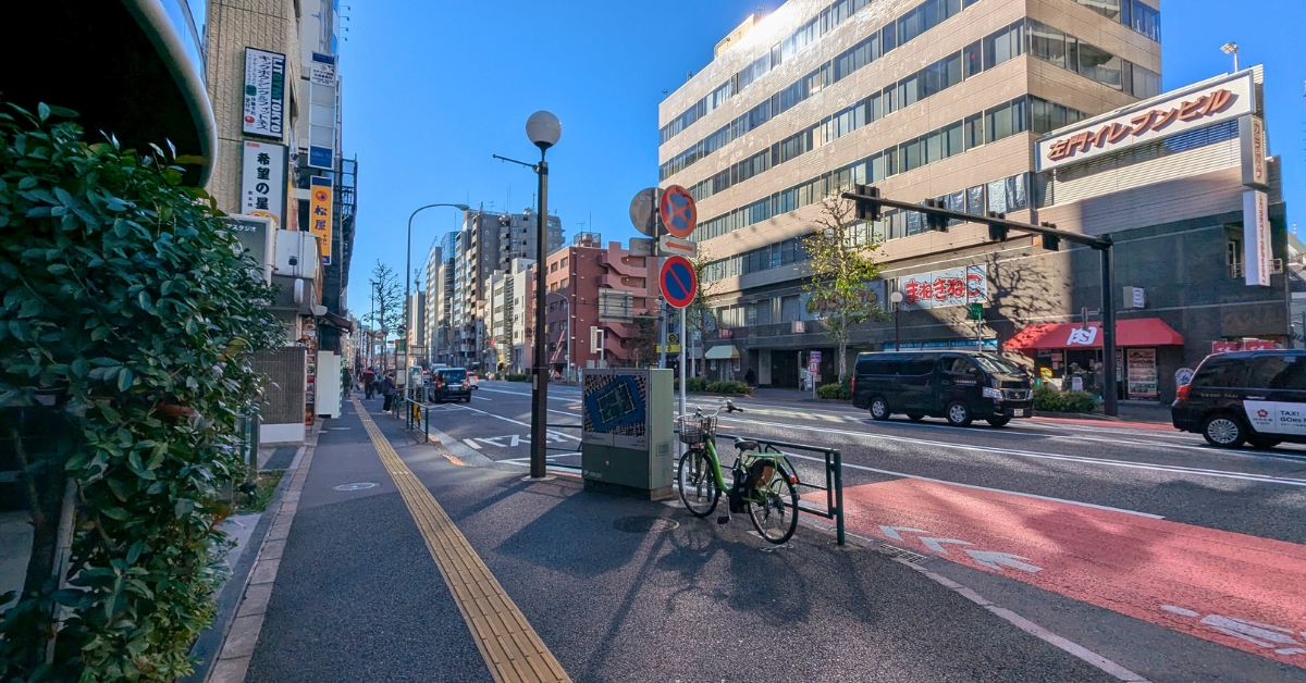須賀神社,新宿,君の名は,聖地,階段,ご利益,災難除け,金運,御朱印,アクセス,四谷,天白稲荷神社