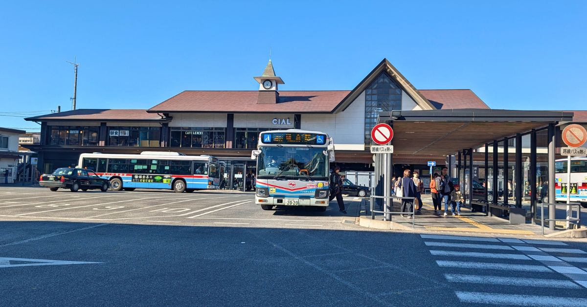 鶴岡八幡宮 鎌倉駅