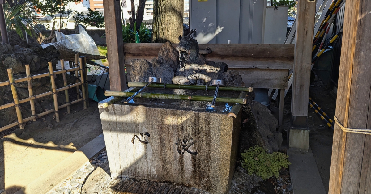 須賀神社,新宿,君の名は,聖地,階段,ご利益,災難除け,金運,御朱印,アクセス,四谷,天白稲荷神社