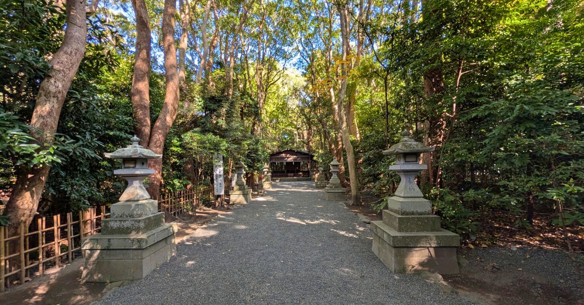 鶴岡八幡宮 祖霊社