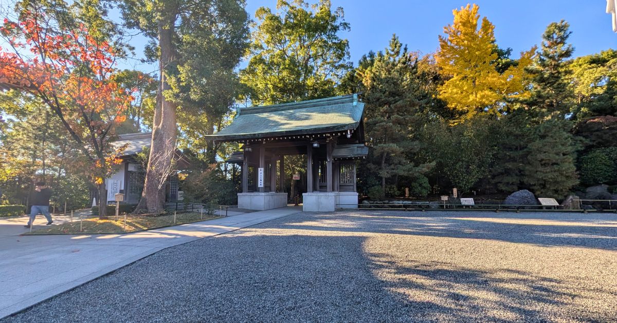 寒川神社旧神門