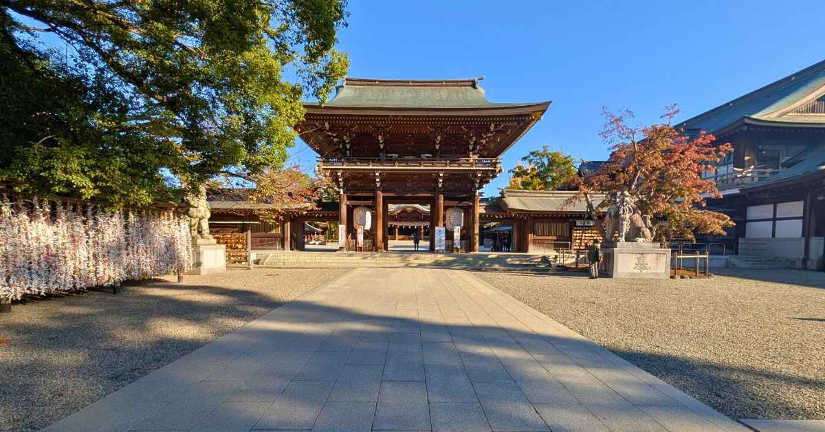 寒川神社神門